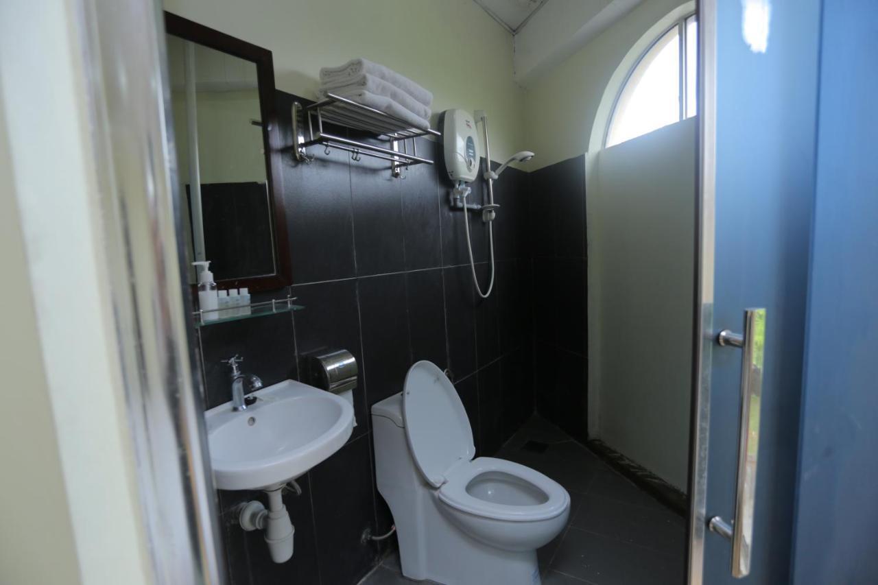 Jam Hotel Kota Warisan Sepang @ Erl Salak Tinggi, Klia 1-2 & F1 Room photo